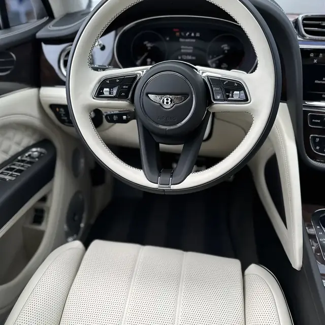 Bentley interior after detailing